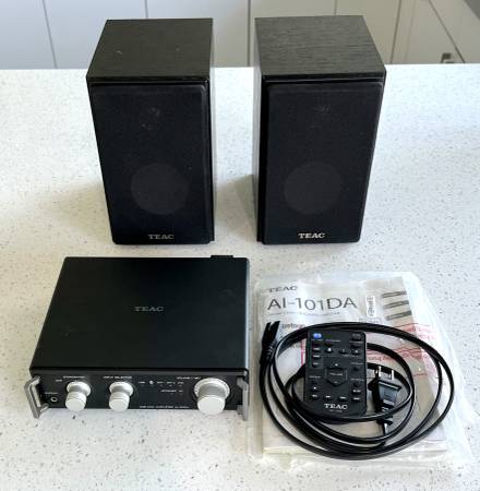 TEAC AI-101DA Amplifier + Speakers, USB DAC, Bluetooth 1