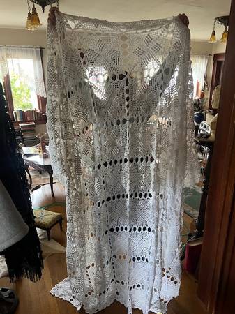 CROCHETED BEDSPREAD 1