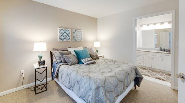 $1,400 / 1br - 536ft2 - Casa club, Conserje, Patio (200 Skidmore Blvd, Gaithersburg, MD)63896276548611122