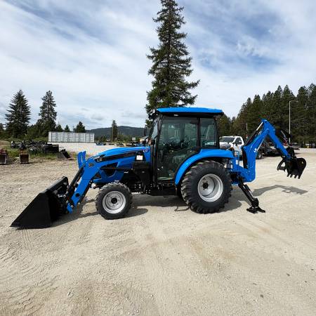New Tractor/Loader/Cab/Backhoe 42HP Diesel 4x4 LS Model MT242HC 1