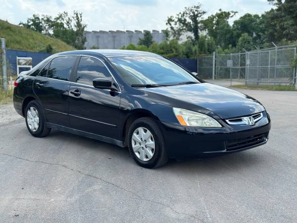 Honda Accord LX 2004 - 99k millas - $6.195 (Sterling)63616539204483123