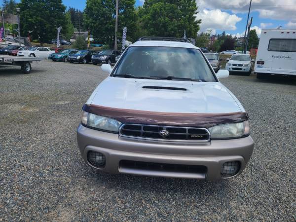 1999 SUBARU OUTBACK 5SPD MANUAL 2.5L 4 CYL AWD.( COLD A/C ) RUNS GREAT - $1,995 (AWESOME VALUE)63617234662147121