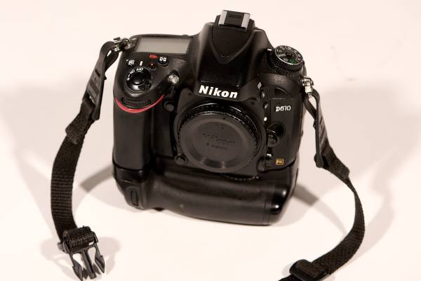 Nikon D610 24.3 MP Digital Camera 1