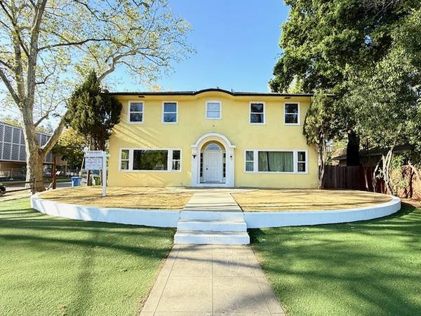 NEW PRICE Large home for your organization!! 1