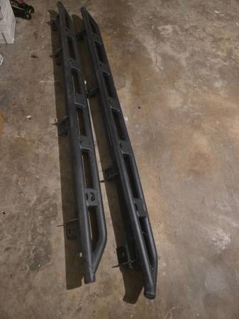 Jeep gladiator rock slider 1