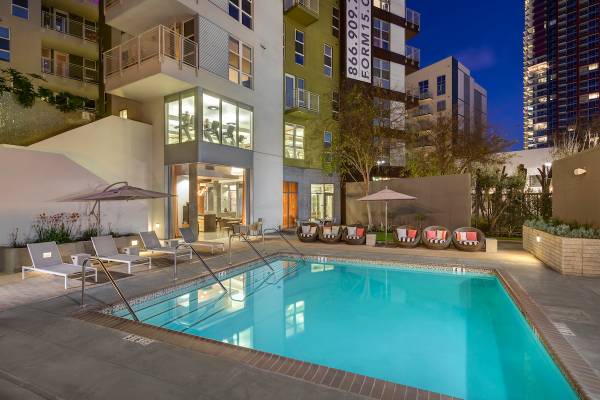$4,007 / 3br - 1306ft2 - 3Bed/2Bath - Tour Today! (Downtown/East Village)63663904974211122