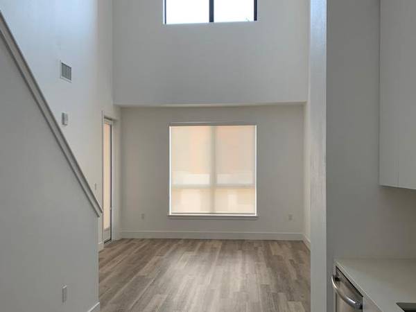 $2,773 / 1br - 693ft2 - Espacios de trabajo compartido, lavadora y secadora GE en cada hogar (san jose oeste)63785452663939123
