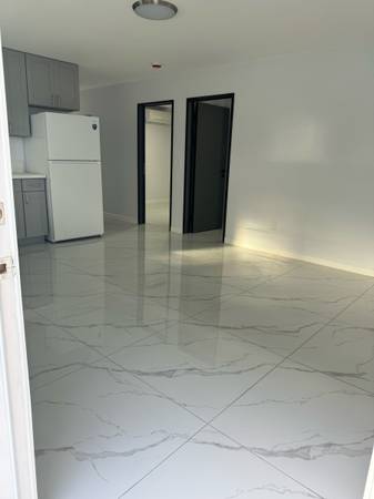 $3,400 / 3br - 3bed/2living/1bath (Honolulu)63939396856067120