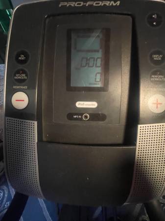 Pro-Form 475 E Elíptica Stair Master máquina funciona muy bien - $40 (Petaluma)63471438356355123