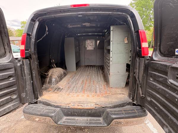 2014 Chevrolet express 2500 - Photo 14