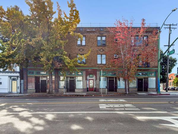 $1,575 / 1br - 675ft2 - San Antonio Park 1 BR w/ Courtyard Oasis & Vintage Details - Unit 7 (oakland east)63695821974145121
