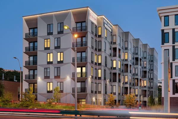 $2,925 / 680ft2 - THE CHARLEY: ¡Departamento de una habitación completamente nuevo en alquiler! (Allston)63699373601793120
