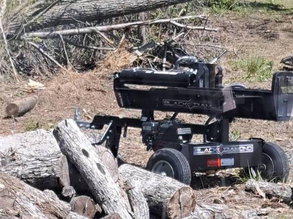 Log splitter 1