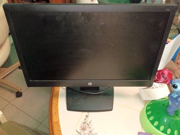 Computer monitors 1