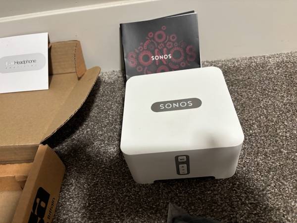Sonos Connect Interface  (stream through your audio system) 1