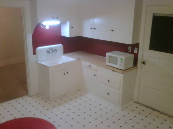 $1,950 / 2br - 911ft2 - near Wilshire Park (Portland)63831463846915123