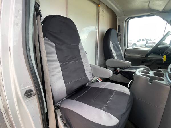 2005 Ford E-450 Super Duty - Photo 11