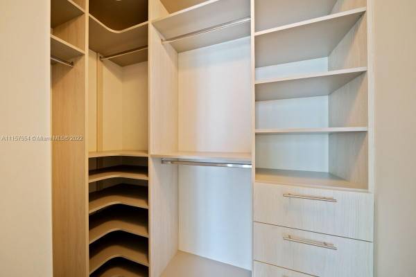 $799,000 / 2br - 1060ft2 - NorthView  2 Bedroom 2.5 Bath Biscayne Beach Edgewater (Edgewater)63825135048321124