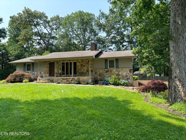 $414,900 / 3br - 2352ft2 - Beautiful Quality built house in a well established neighborhood (Madisonville)63815695548163121