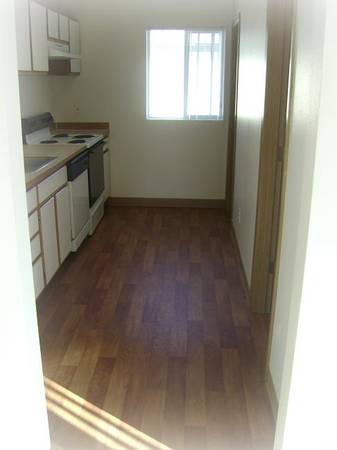 $1,425 / 650ft2 - ESTUDIO MARAVILLOSO, ¡SOLICITA EN LÍNEA HOY! CON LAVADORA/SECADORA, GARAJE! (Este de Gresham)63841708716035120