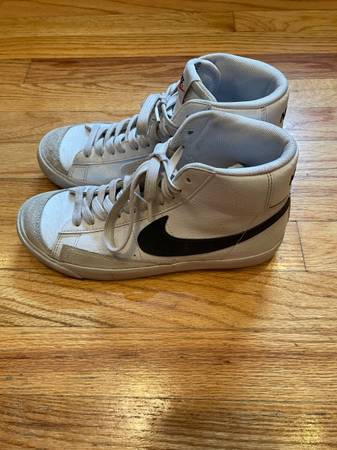 Nike High Top Sneakers-size 6.5 1