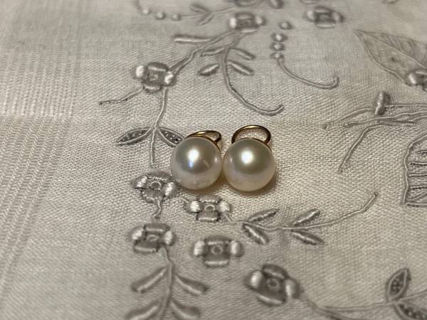 14K 6mm White Pearl Yellow Gold Earring Jackets 1