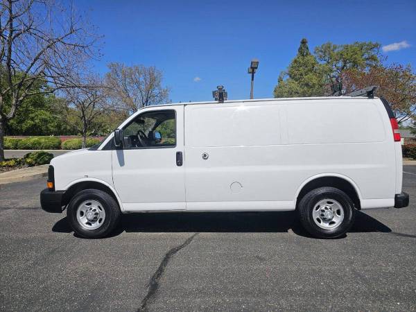 2015 Chevrolet Chevy Express 2500 3dr Cargo Van w/1WT - $9,999 (+ Cars R US)63617777944195123
