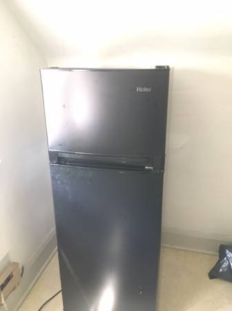 $595.00 / 1br - Private 3rd Floor, 1 Bedrm, close to CWRU & Hospitals,63907494022018123
