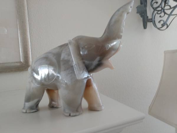 Three Marble Elephants 1