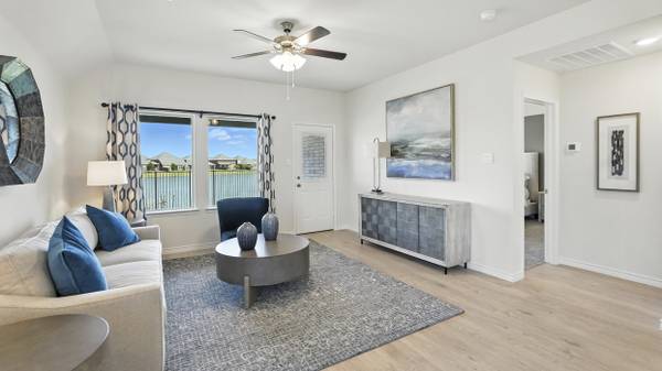 $304,990 / 3br - Suite principal con armario empotrado (Princeton TX)64305353870465122