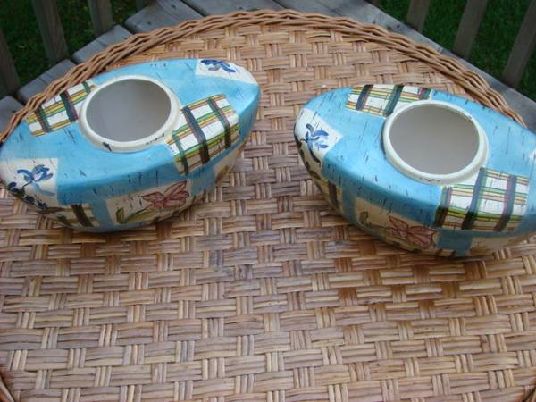 Two Decorative Ceramic Planters 1