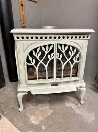 Avalon 32000 Btu Propane or Natural Gas Stove, Heater, Fireplace 1