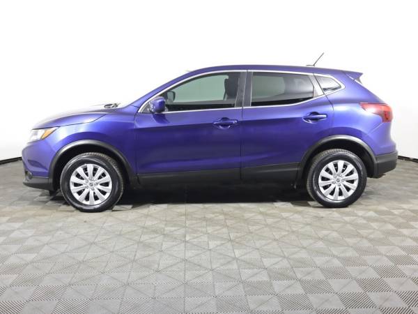 2018 Nissan Rogue Sport - $16,695 (_Nissan_ _Rogue Sport_ _Wagon_)63470611322627121