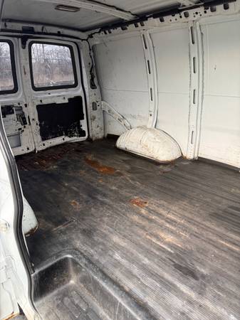 2007 Chevrolet express 💰 - Photo 10