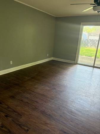 $175,000 / 3br - 1059ft2 - 16751 Western Ave (Hazel Crest)63959877192194124