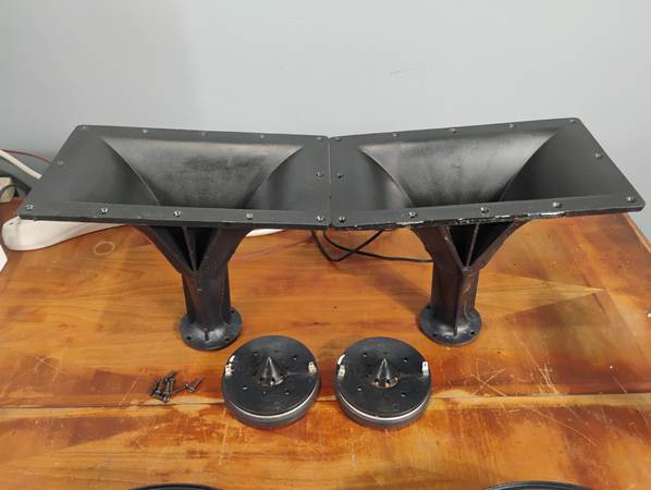 Klipsch Quartet OEM Midrange Horns / Speakers / Heresy Cornwall Forte 1