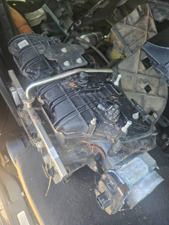 6.2 LS INTAKE MANIFOLD  !!THROTTLE BODY INJECTORS AND FUEL RAILS INC!! 1