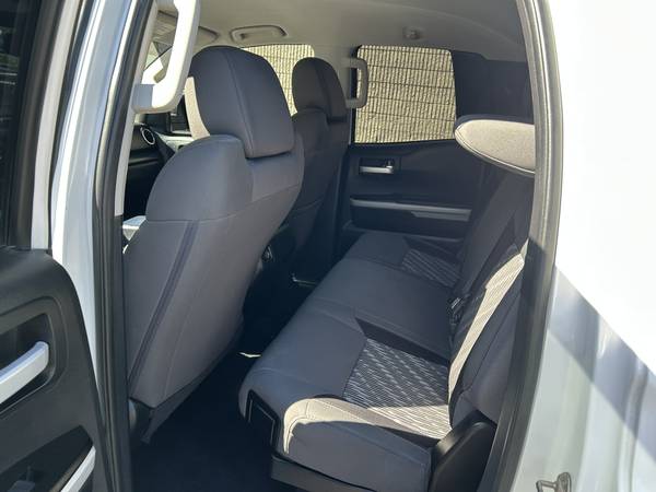 2019 Toyota Tundra Double Cab - Photo 12