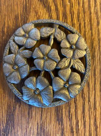 Silver Metal Flower Decoration 1