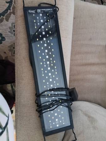 Fish tank light 1