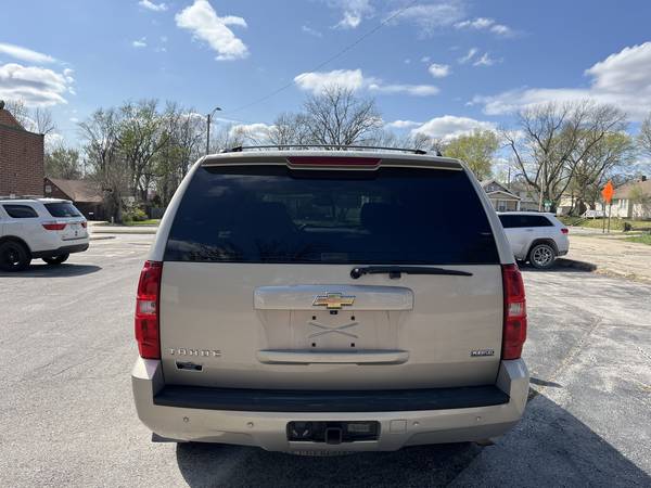 2007 Chevy Tahoe 4X4 - $8,995 (Independence)63621970471681123