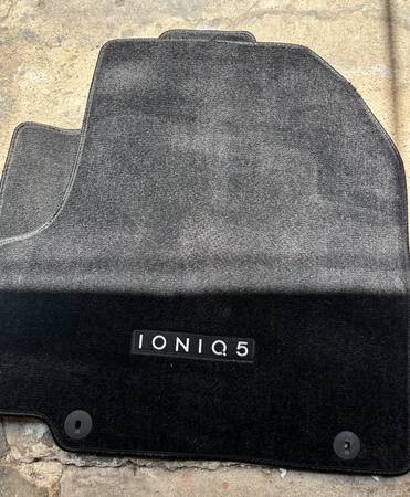 Floor Mats-Hyundai 1