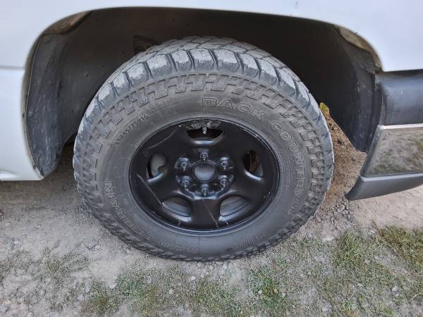 04'  Chevy Silverado 1500 - $4,750 (Blue River)63470221676035123