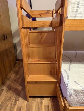 Wooden bunk bed 1