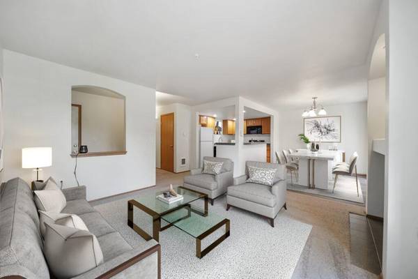 $1,890 / 2 habitaciones - 979 pies² - Comunidad cerrada, lavado de autos, centro de fitness, cocinas con isla63688462251265123
