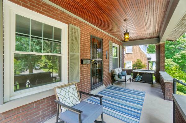 $2900.00 / 4br - 3229ft2 - Charming Park Hills Home64051690127233121