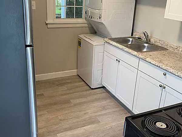 $980 / 2br - @1405 Winder St.$..Welcome to the 2-bedroom house@@ (Richmond, VA)64027111339011121