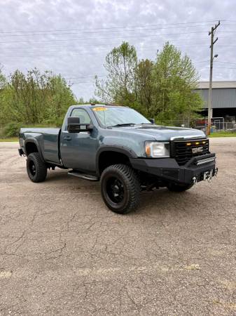2011 GMC Sierra 3500 HD - Photo 2
