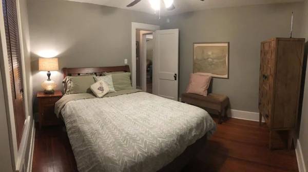 $1,600 / 2br - Quédate en East Nashville y pedalea al centro63680301379587123