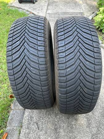 2 Excellent Michelin Tires 205/65 R16 – Only $50 for Both (Fits Toyota 1
